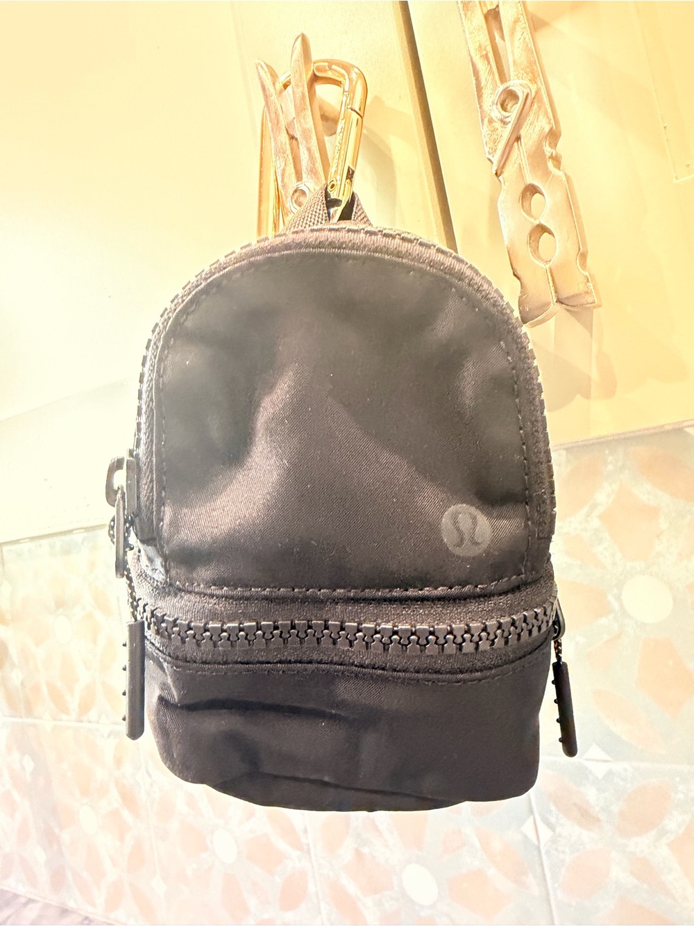 lululemon Nano Backpack keychain - Picture 3 of 5